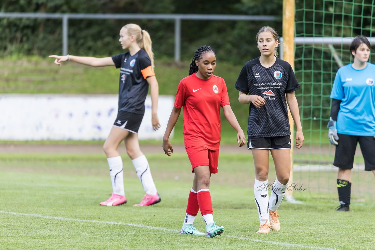 Bild 215 - wCJ VfL Pinneberg - Eimsbuetteler TV : Ergebnis: 0:5